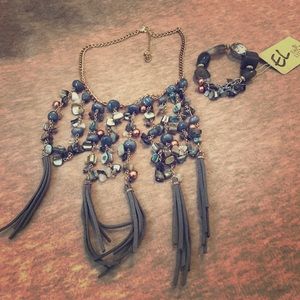 Beautiful Blues Necklace and Bracelet Set
